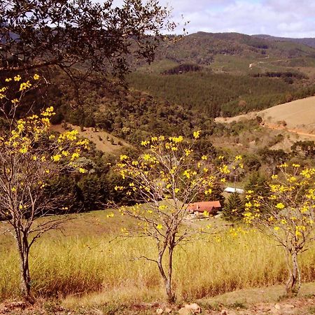 Chales Estrada De Chao Monte Verde  Luaran gambar